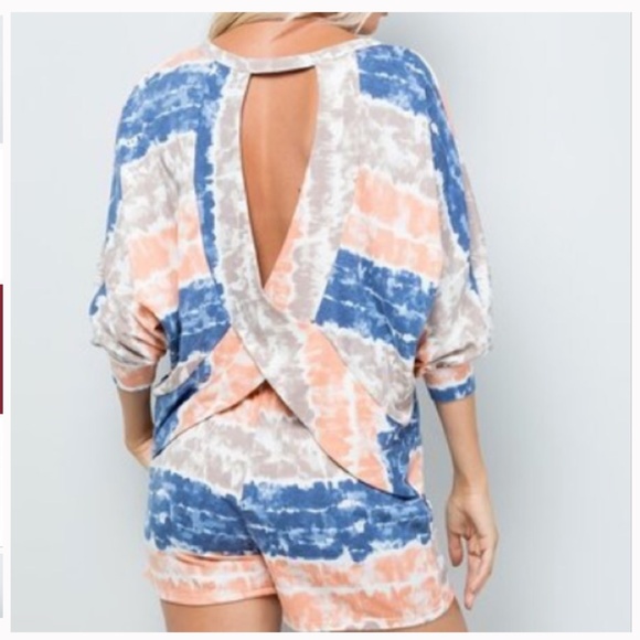 NWT STYLISH OPEN TIE DYE CROSS TOP & SHORTS - M - Picture 4 of 7